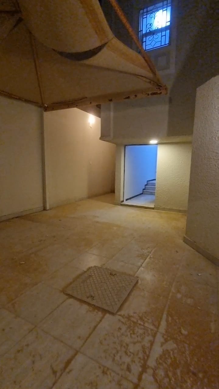 للبيع وحد علوية بحي الرمال للبيع وحد علوية بحي الرمال