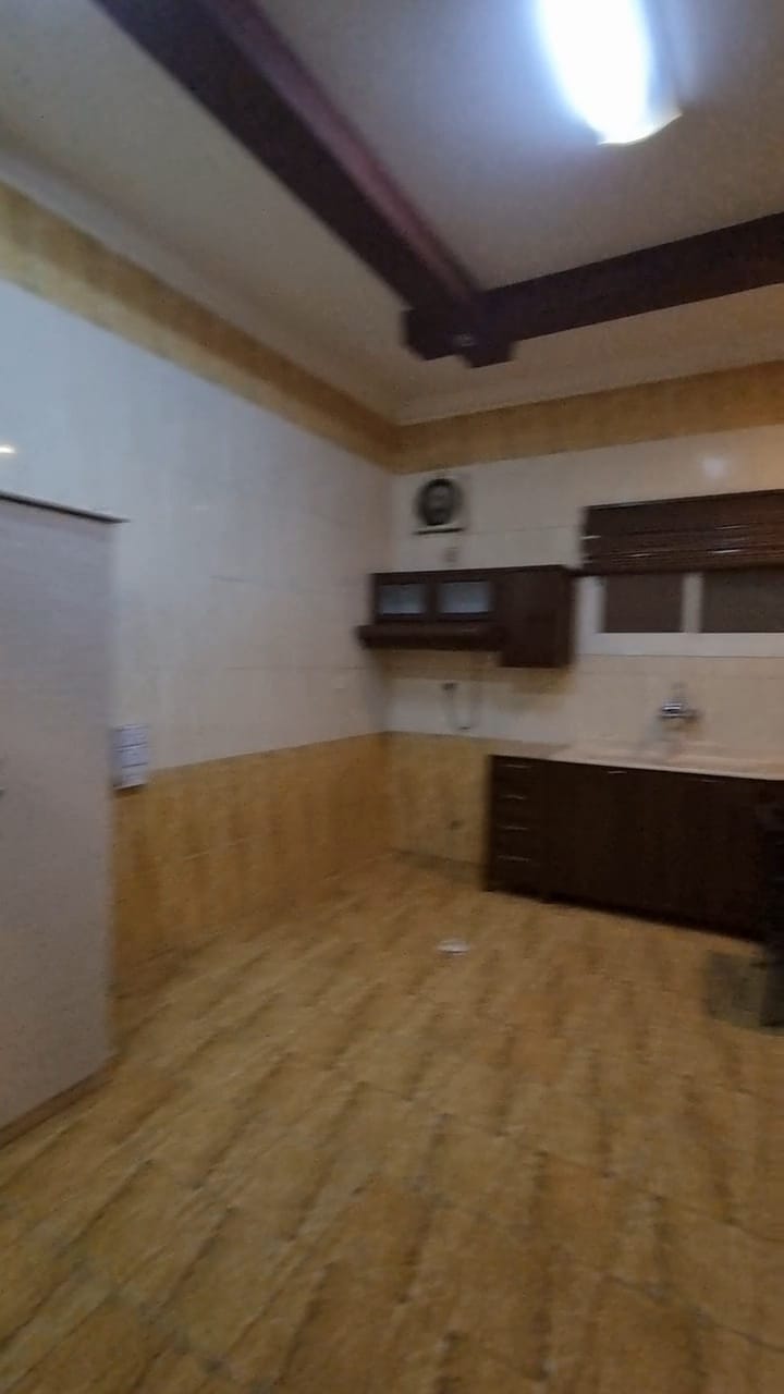 للبيع وحد علوية بحي الرمال للبيع وحد علوية بحي الرمال