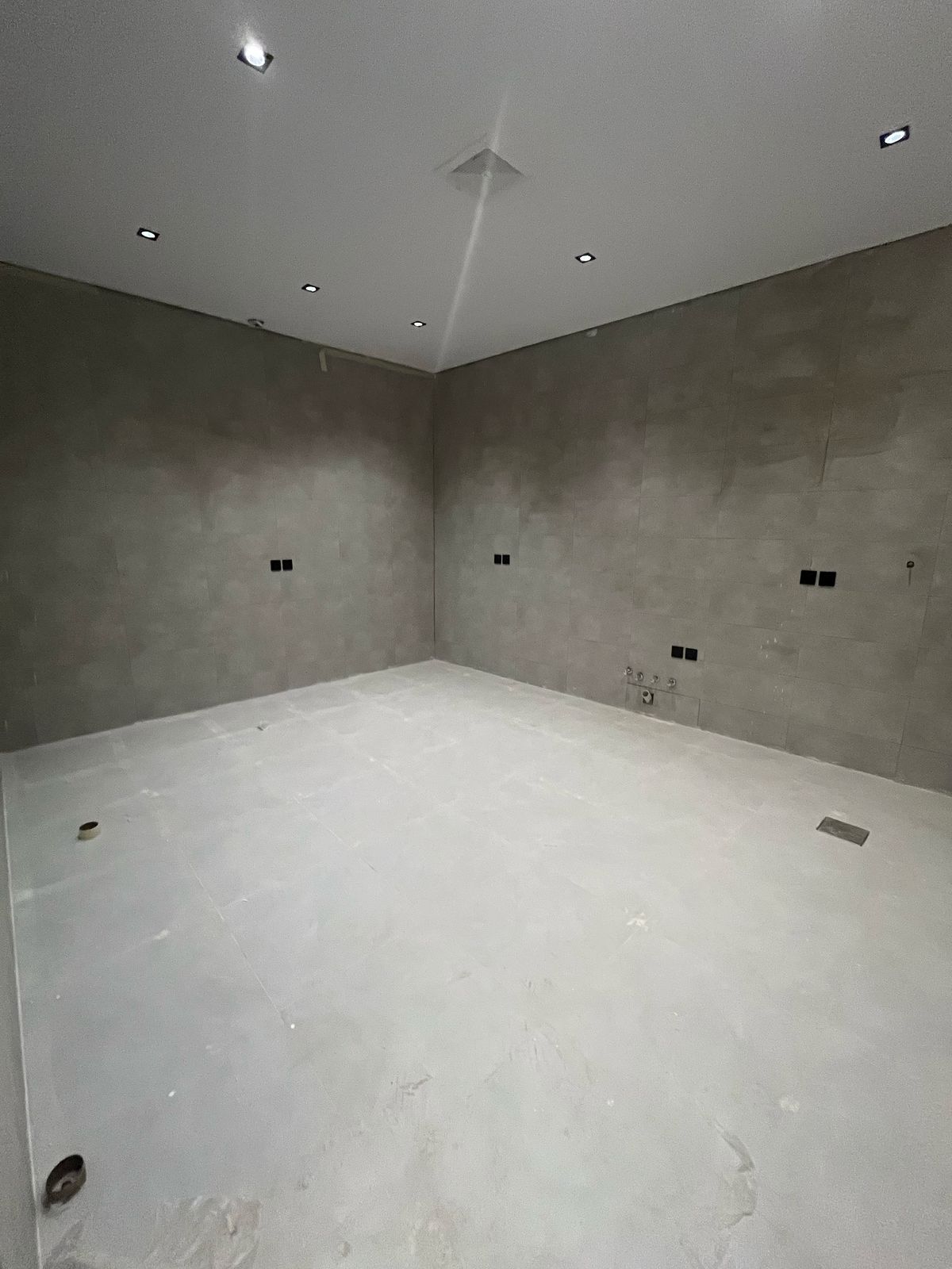 للبيع فيلا مودرن بحي الصهيل بعنيزه للبيع فيلا مودرن بحي الصهيل بعنيزه